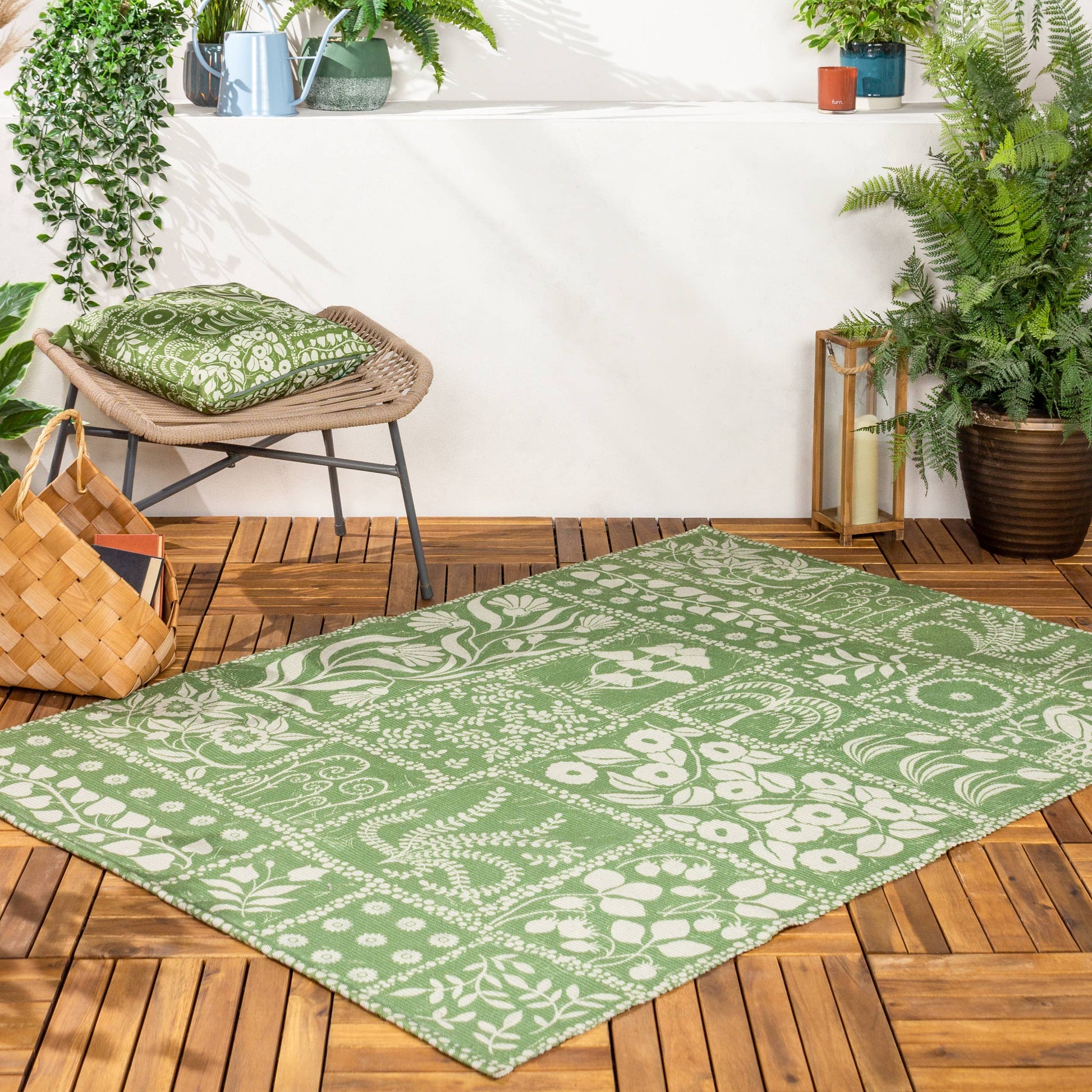 The Secret Garden Indoor/Outdoor Washable Rug - Stella's Boutique